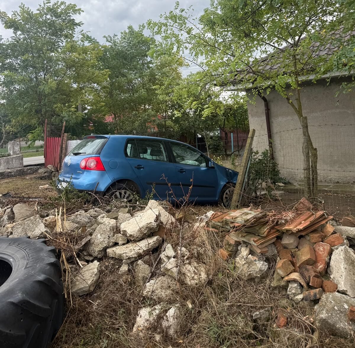 Accident rutier la Negrești. Două femei au ajuns la spital