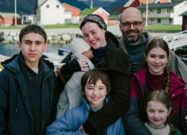 România merge la Oscar 2027 cu „Fjord”, filmul lui Cristian Mungiu premiat cu Palme d’Or la Cannes