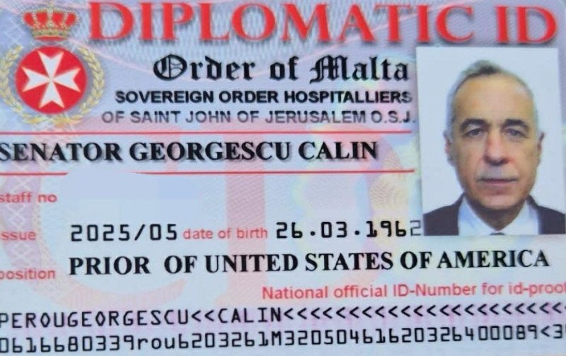Noi detalii în dosarul în care este vizat Călin Georgescu. Procurorii au găsit un document fals care atestă că ar fi senator al Ordinului de Malta, în mașina lui Georgescu a fost găsit un aparat de bruiaj