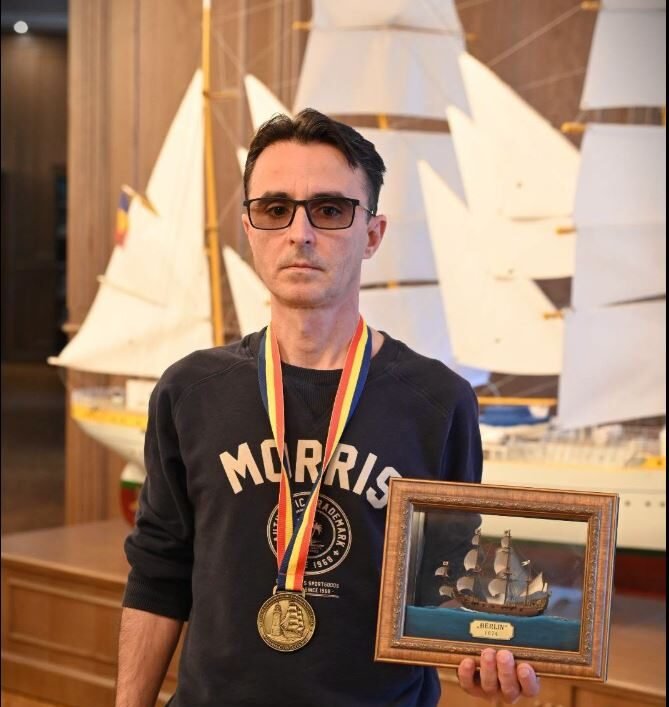 Medalie de aur pentru Costinel Bîlcă, navomodelistul Academiei Navale „Mircea cel Bătrân”