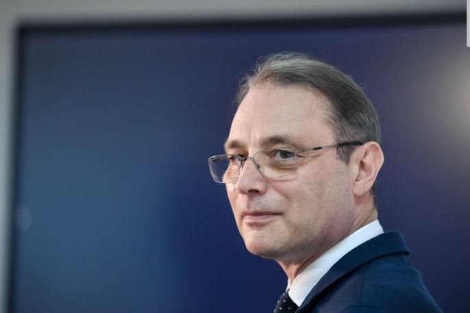 Cum ar putea arăta Guvernul condus de Luca Niculescu. Ce nume sunt vehiculate pentru ministere