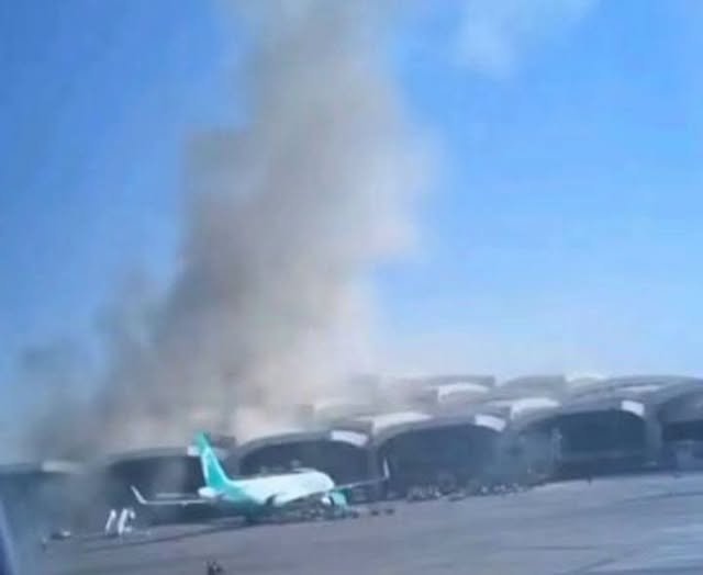 Atac asupra aeroportului din Riad: 12 morți și peste 300 de răniți. Zborurile au fost suspendate – Donald Trump nu exclude o intervenție militară