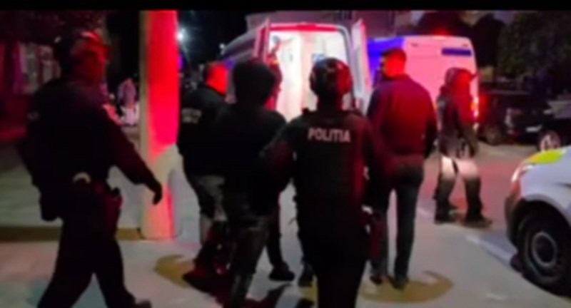 Șapte bărbați, reținuți după o bătaie pe o stradă din Medgidia. Polițiștii au folosit arma din dotare
